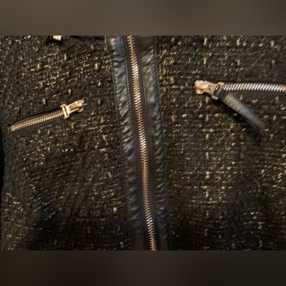 Bebe black and gold tweed style bomber jacket with faux fur hood. - Picture 3 of 5